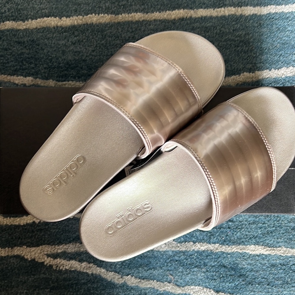 NIB Adidas Champagne Adilette Comfort Slide Sandals